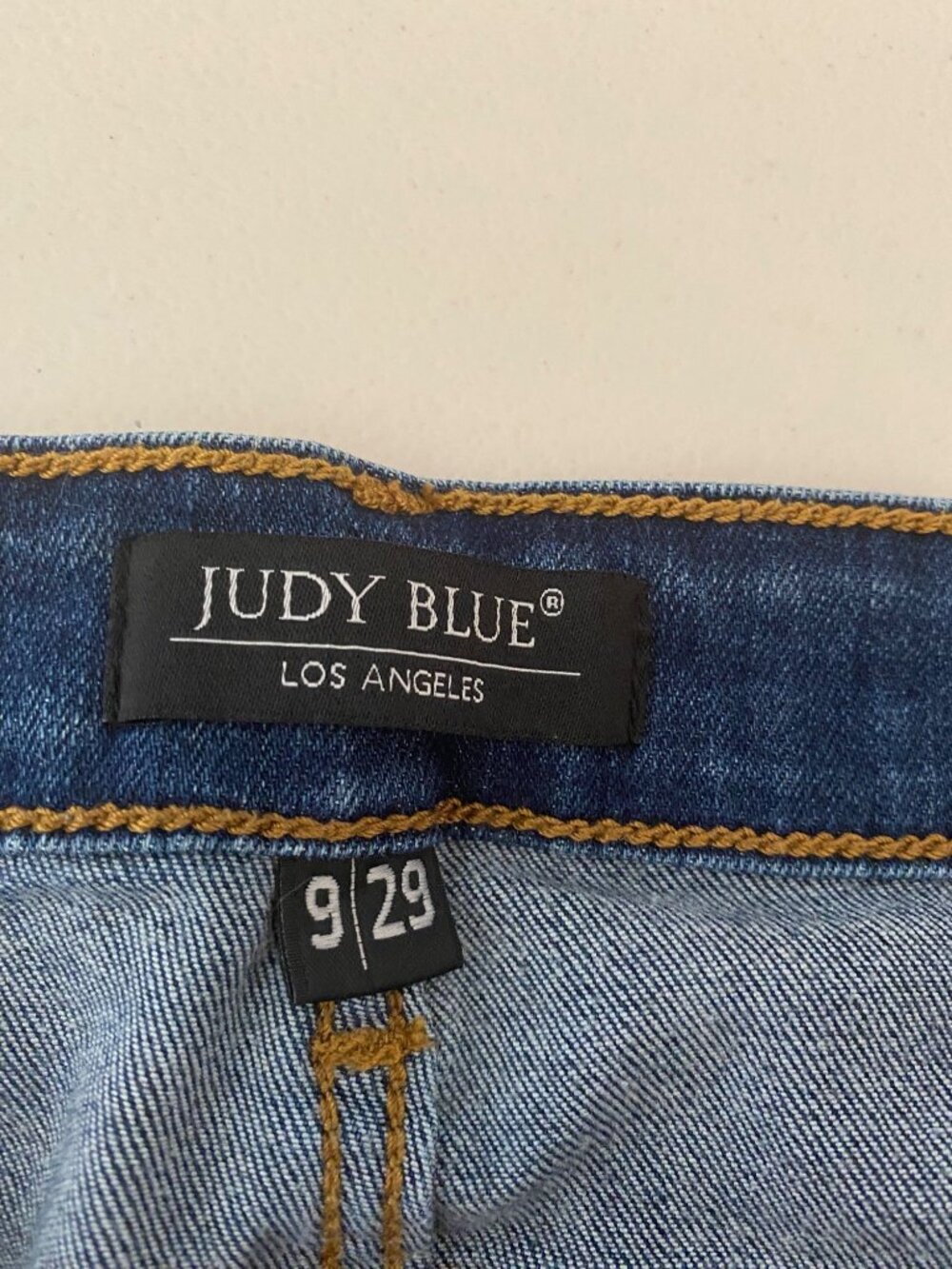 Judy Blue Distressed Skinny Jeans Size 9/29 Dark Wash Leopard Patch Denim - Picture 3 of 9